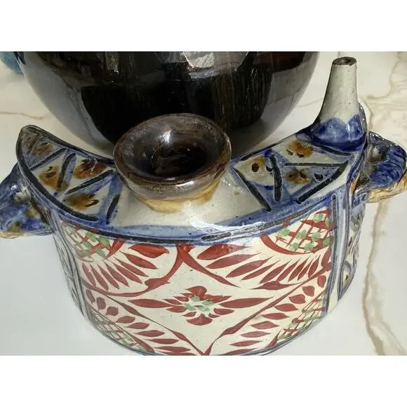 Rare Find Japanese Vintage Antique Tsuboya-yaki Dachibin Hip Flask Okinawa 7”